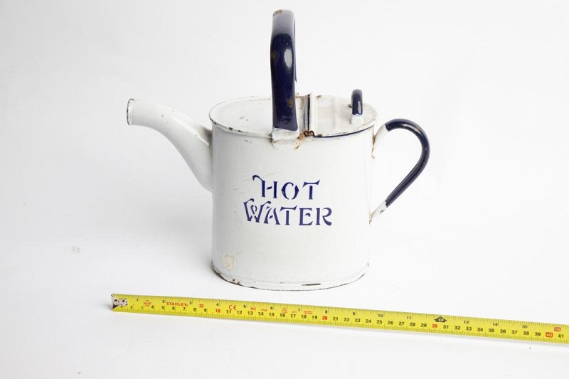 Hospital Hot Water Can in Enamel 